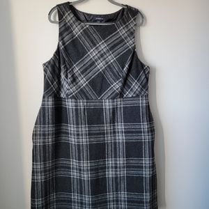 22w LL Bean wool lined with pockets dress